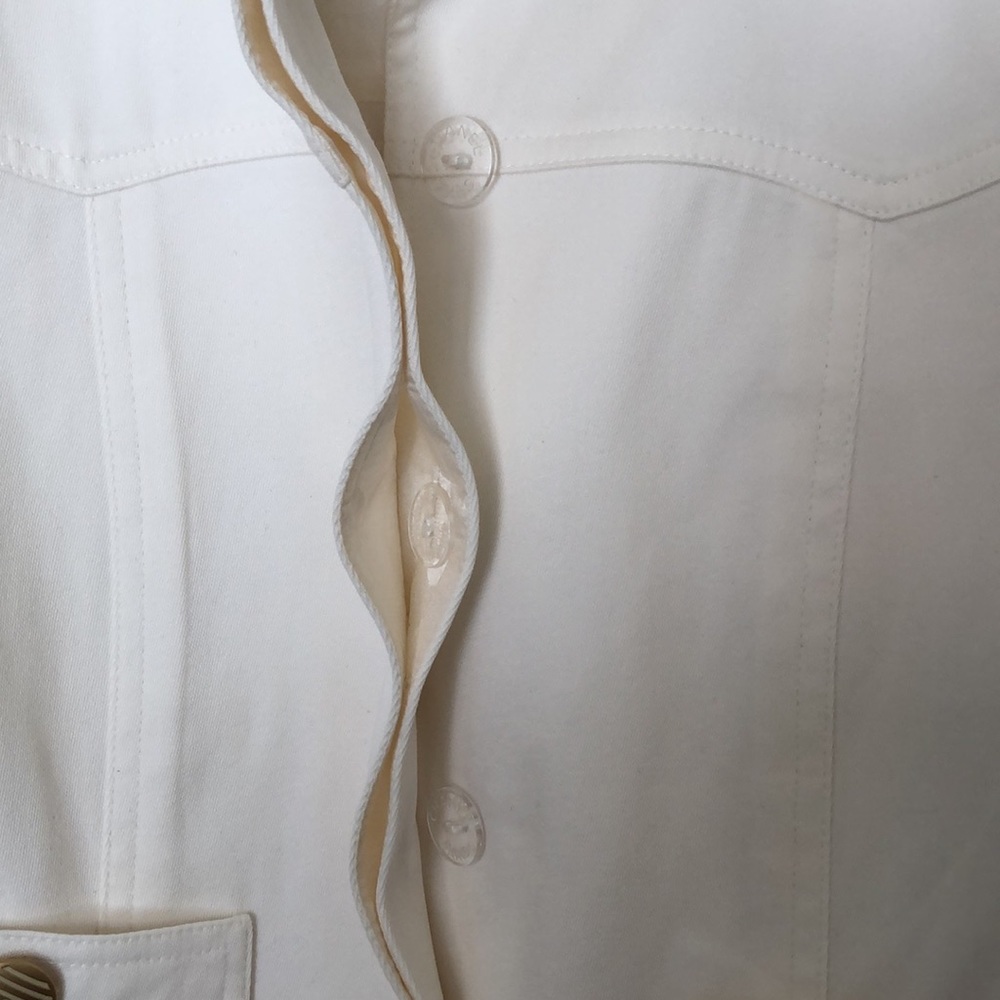 Vintage Chanel Classic White Jacket - Picture 9 of 16